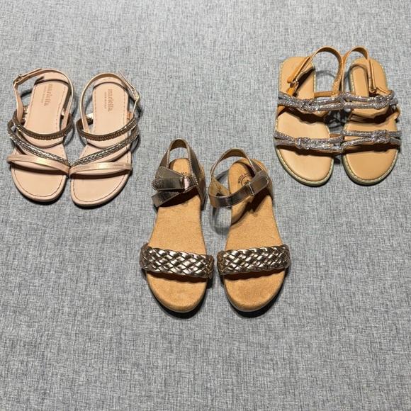 White Mountain Other - Girls Lot of 3 Sandals Size 2